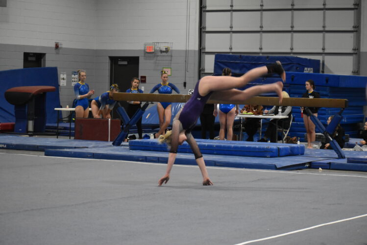 Area roundup: Magic outlast Bluejays